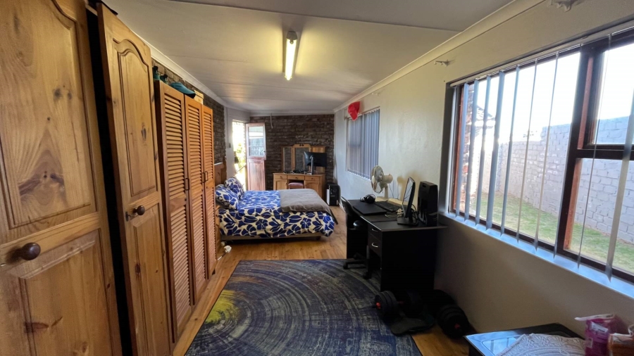 3 Bedroom Property for Sale in Dana Bay Western Cape